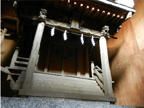 写真:春日神社本殿