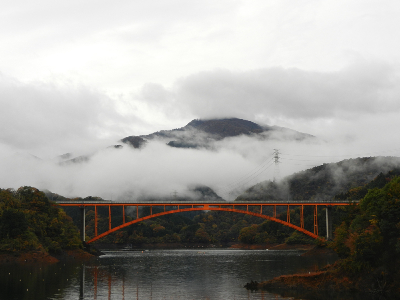写真:宮ケ瀬湖(相模原市緑区鳥屋)-2015年11月